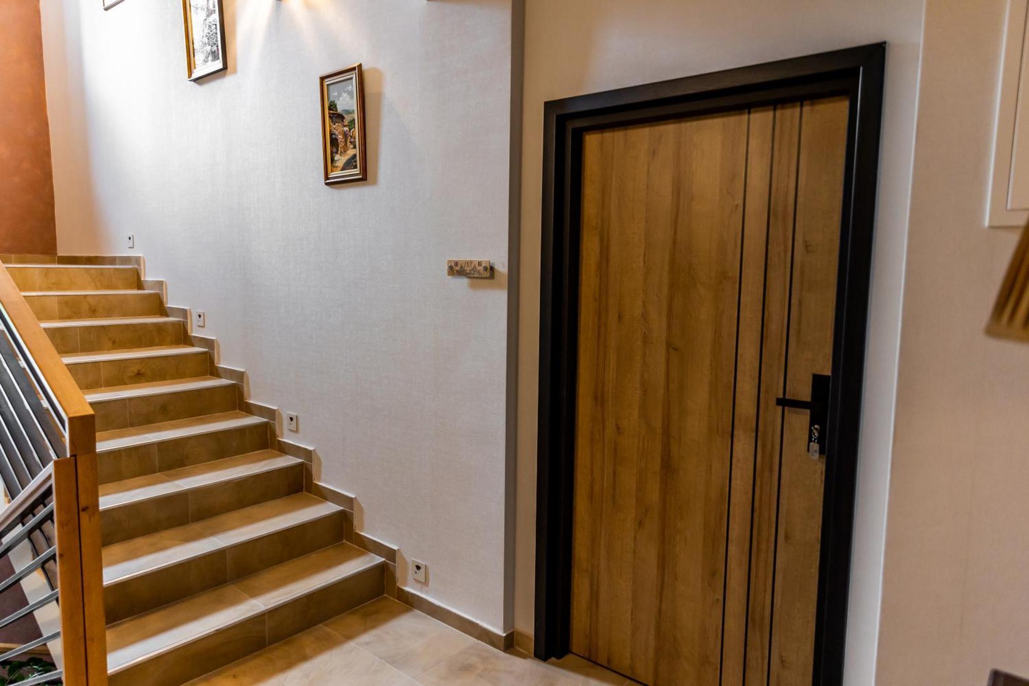 Mokka House Panzio Bed & Breakfast Miskolc Bagian luar foto