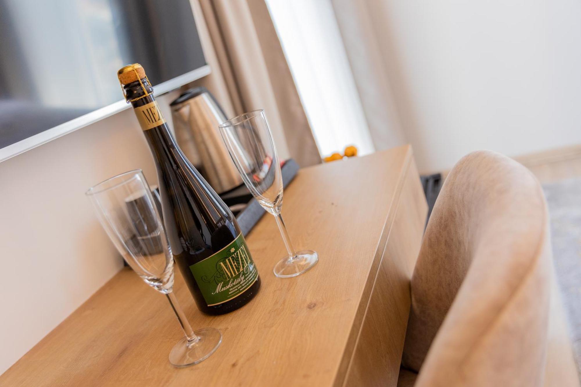 Mokka House Panzio Bed & Breakfast Miskolc Ruang foto